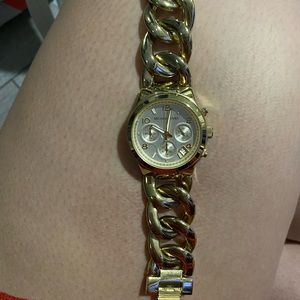 Michael kors gold watch